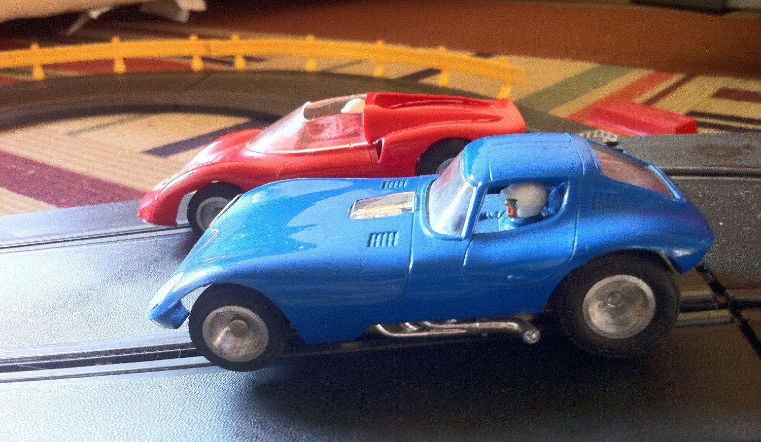 1960's Strombecker Road America Slot Car Set w Dino by 3vintage