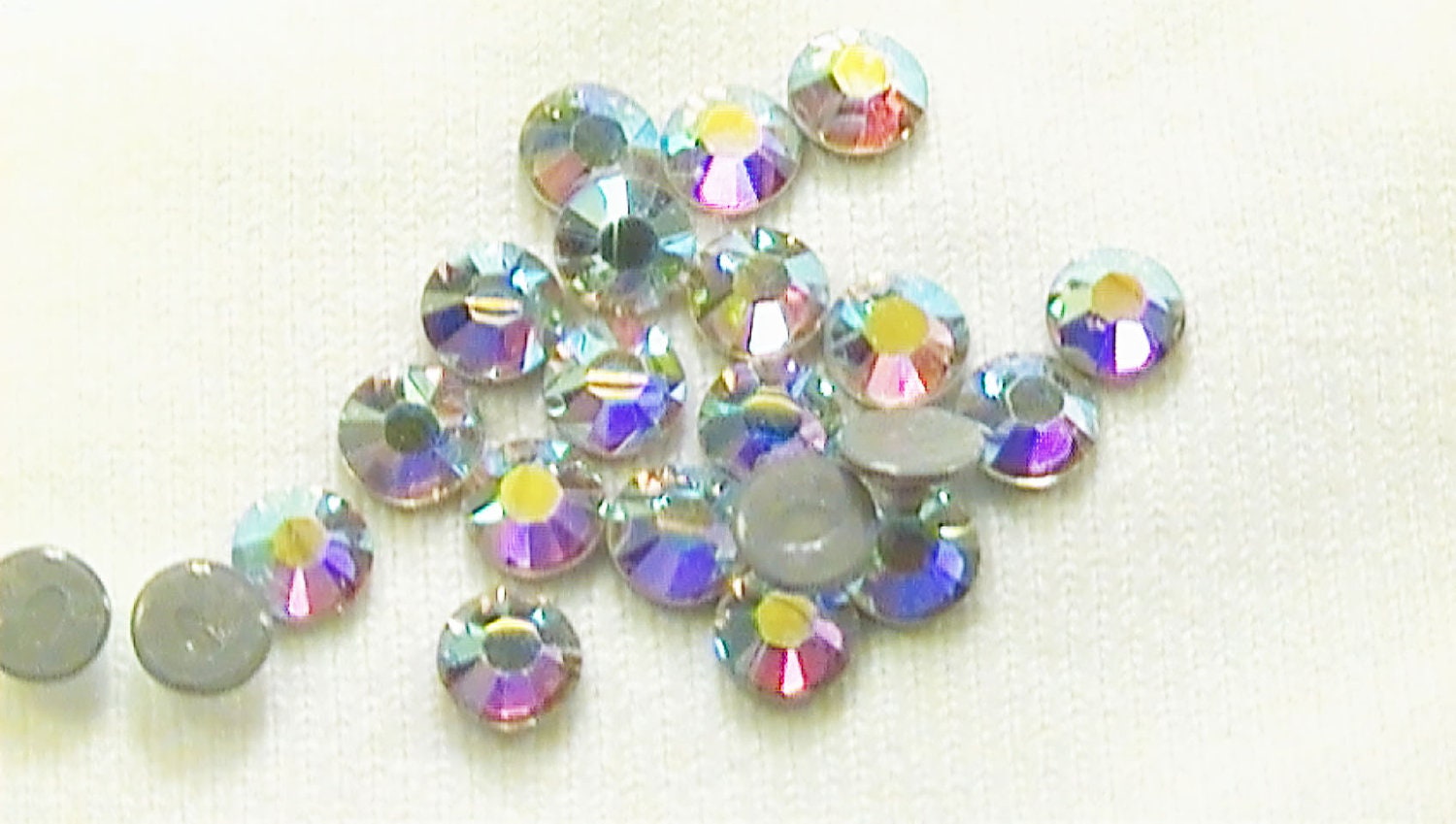 Crystal AB 2028 Swarovski Elements Rhinestones 12ss Hot fix 144 pieces