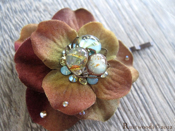 Golden Teal Fairy Egg & Flower Hair Pin (h023)