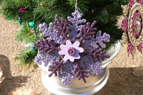 Christmas Ornament - Purple Handmade Vintage-Inspired Glitter Snowflake SFO12-008 - MichellesEye