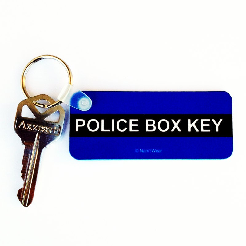 TARDIS Police Box Doctor Who Keychain