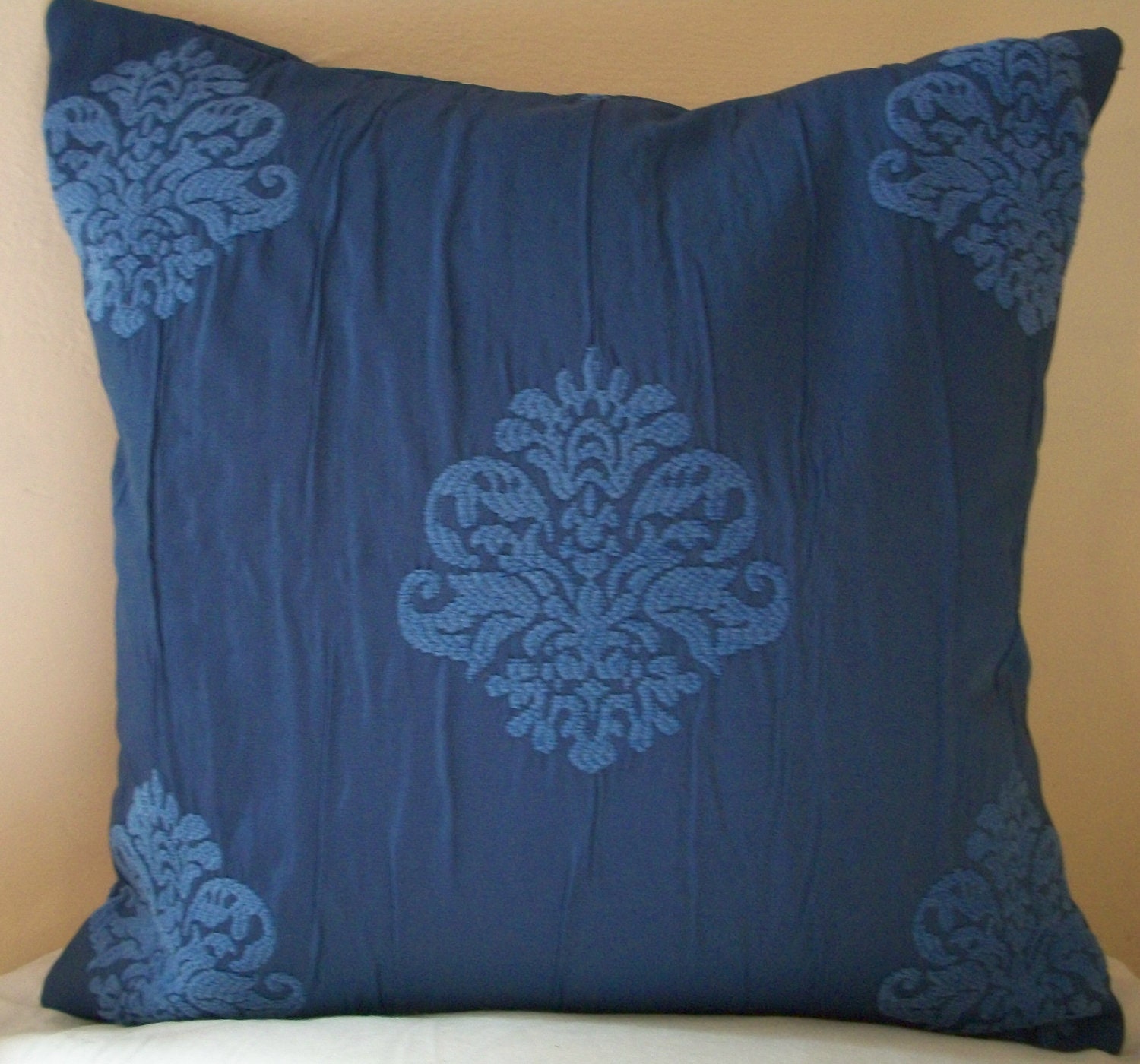 18" x 18" French Blue Medallion Pillow Cover
