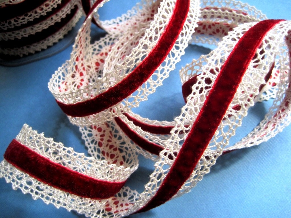 Crochet Lace with Velvet Ribbon, Ivory / Red, 1" inch wide, 1 yard, For Dolls, Scrapbook, Mixed Media, Home Decor, Apparel