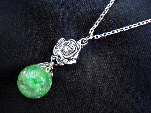 Rose Green Crackle Glass Marble Chain Necklace