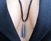 All in 1: the magic necklace that becomes a bracelet or a belt