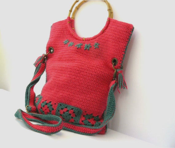 Crochet bag, hot pink, green, granny squares messenger bag, bamboo handles handbag - GrannyKnowsBest