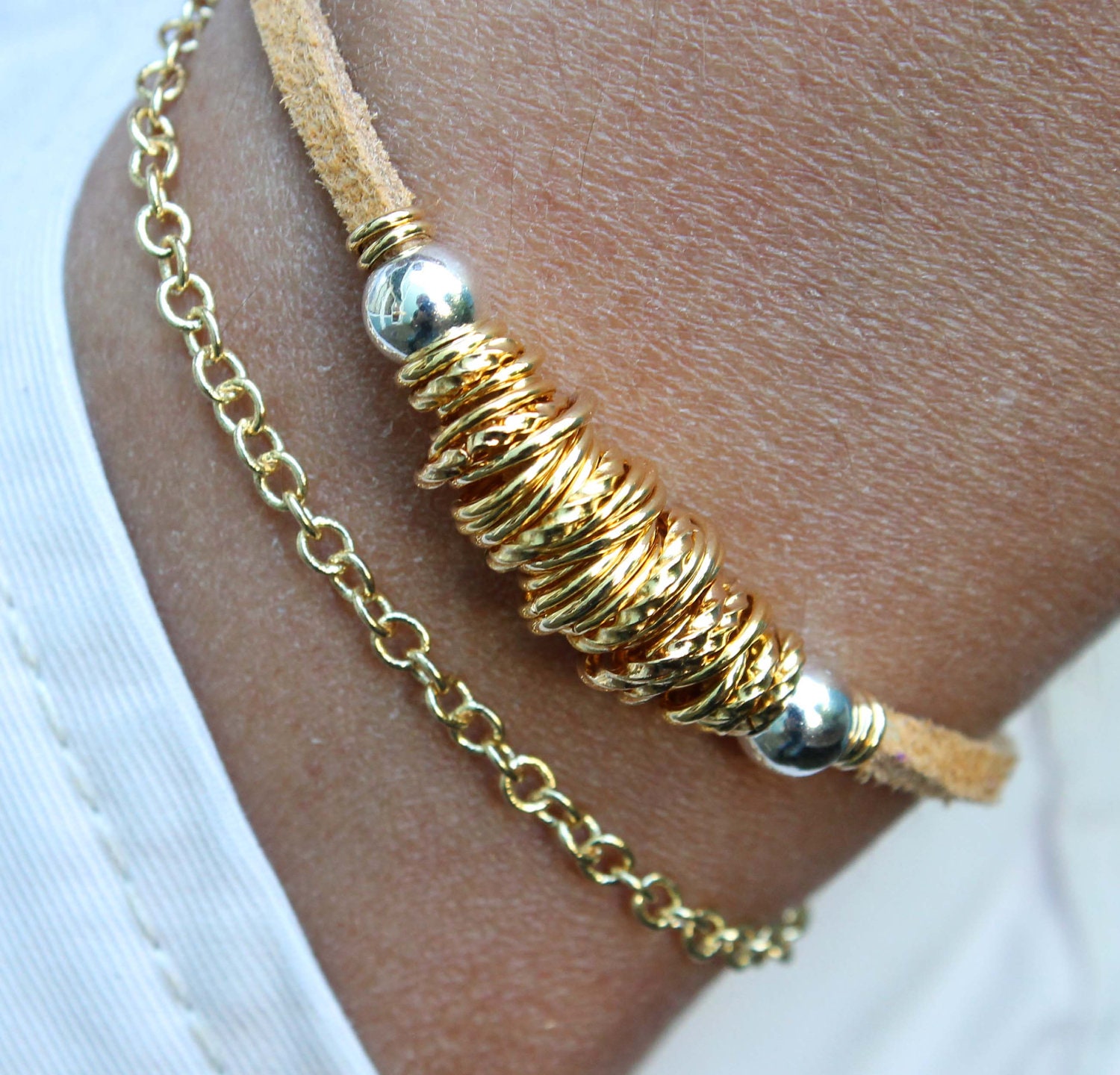 BOHO SUEDE Chain Bracelet - Tan / Gold Chain and Links Bracelet - Pick your WRIST Size - Lobster Clasp - Instant Shipping - Ref 236