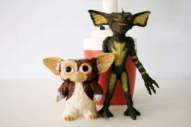 gizmo plastic toy