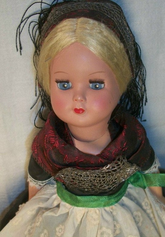 Two Collectable Original Schmider Trachten Vintage Dolls in Regional Attire Made in West Germany from TKSPRINGTHINGS Vintage Toys Collection