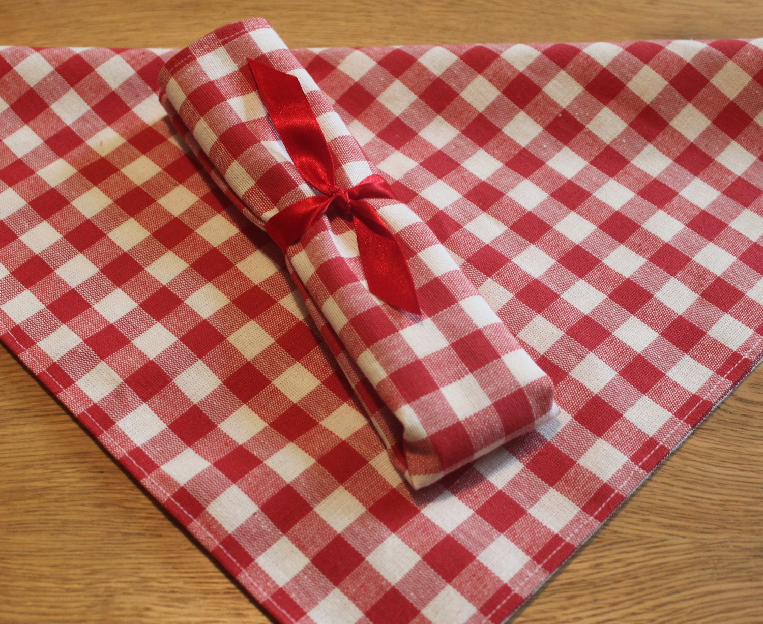 Gingham Table