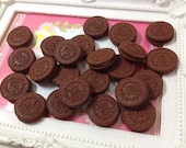 Miniature Food - Oreo 10pcs - 27mm For Sweet Deco, Charms, Dollhouse, Miniature - LOT034