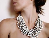 Adjustable Statement Necklace, Acai Bead Necklace, Beige Cluster Collier, Ecofriendly Acai bead Jewellery