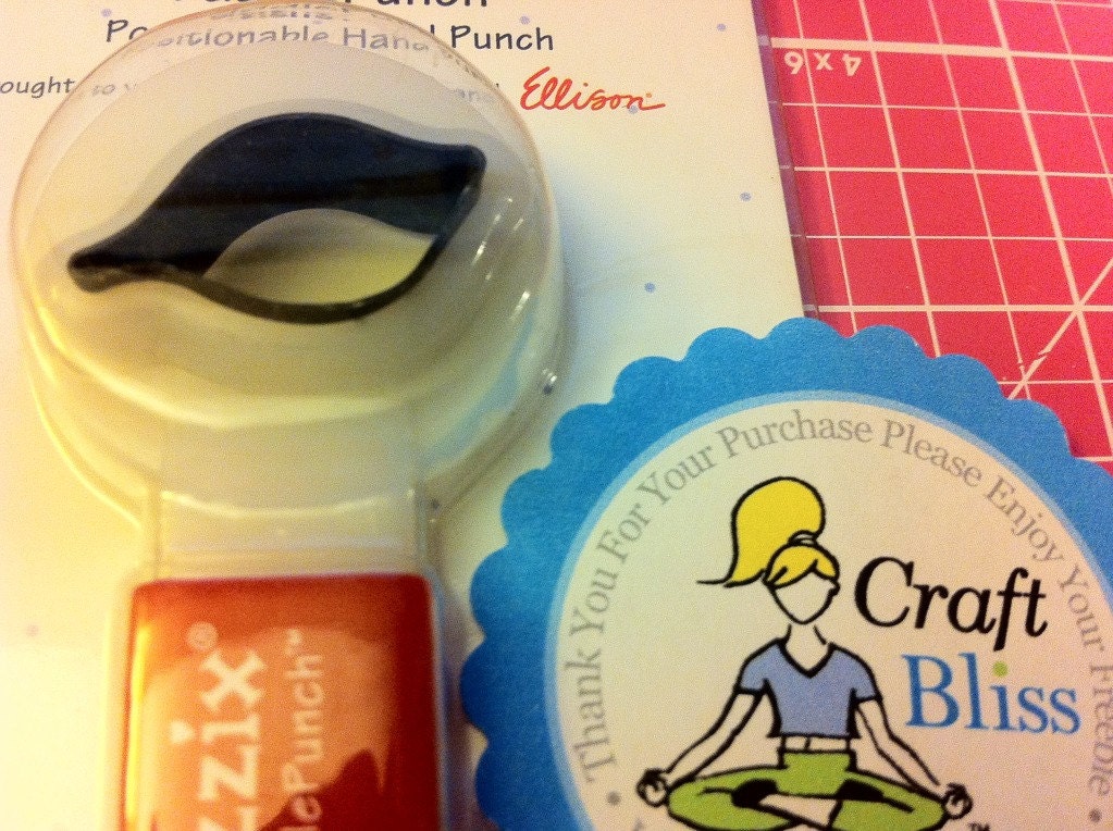 Sizzix Paddle Punch Leaf 38-0831 Brand New in Package Il_570xn