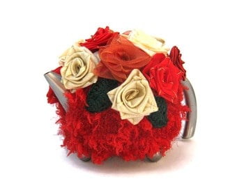 Knit tea cosy shabby chic country cottage cozy Xmas cosie in red and gold with ribbon roses