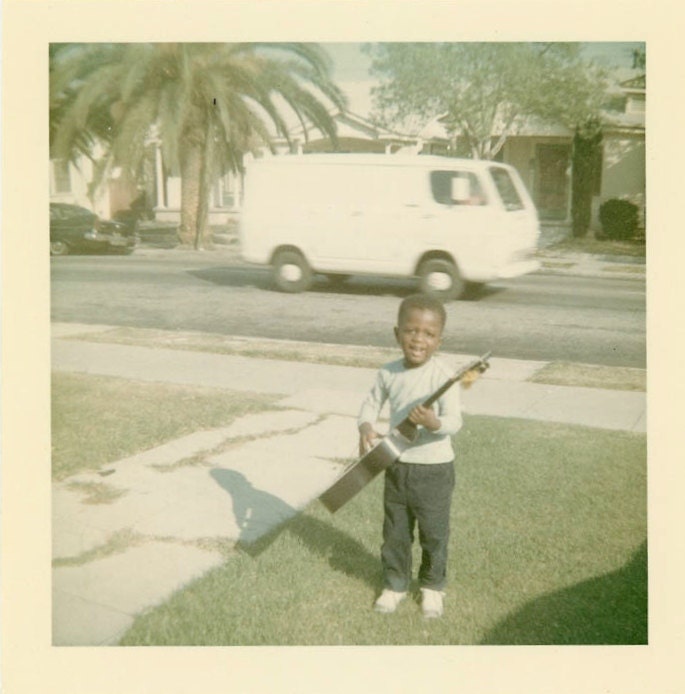 Vintage Photo "Playing Guitar", Photography, Paper Ephemera, Antique, Snapshot, Old Photo, Collectibles - 0027