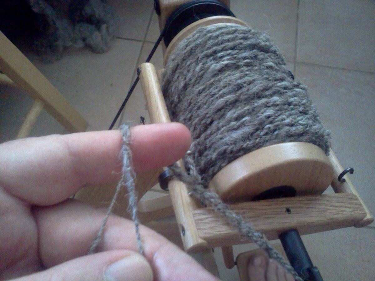 Natural grey homespun wool