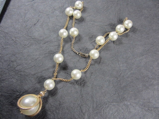 Vintage 16mm Pearl Gold Chain Bold Statement  Necklace