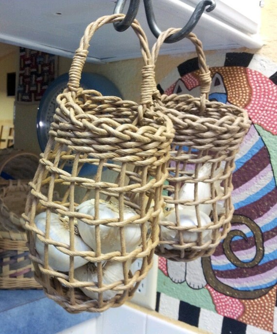 Garlic Basket Plain Open weave by basketrybotanica on Etsy