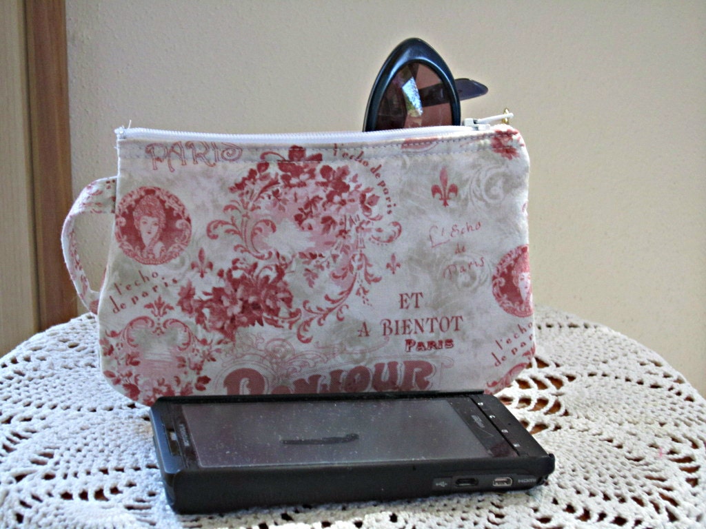 Shabby Clutch Wristlet Zipper Gadget Pouch Purse Chic Bonjour