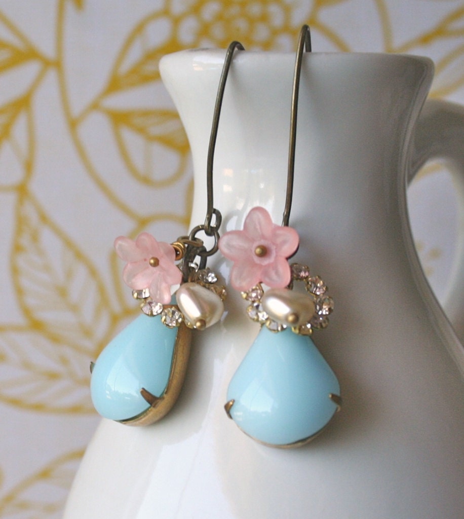Vintage Dangle Charm Earrings - Celadine