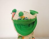 vintage glove pot holder puppy dog
