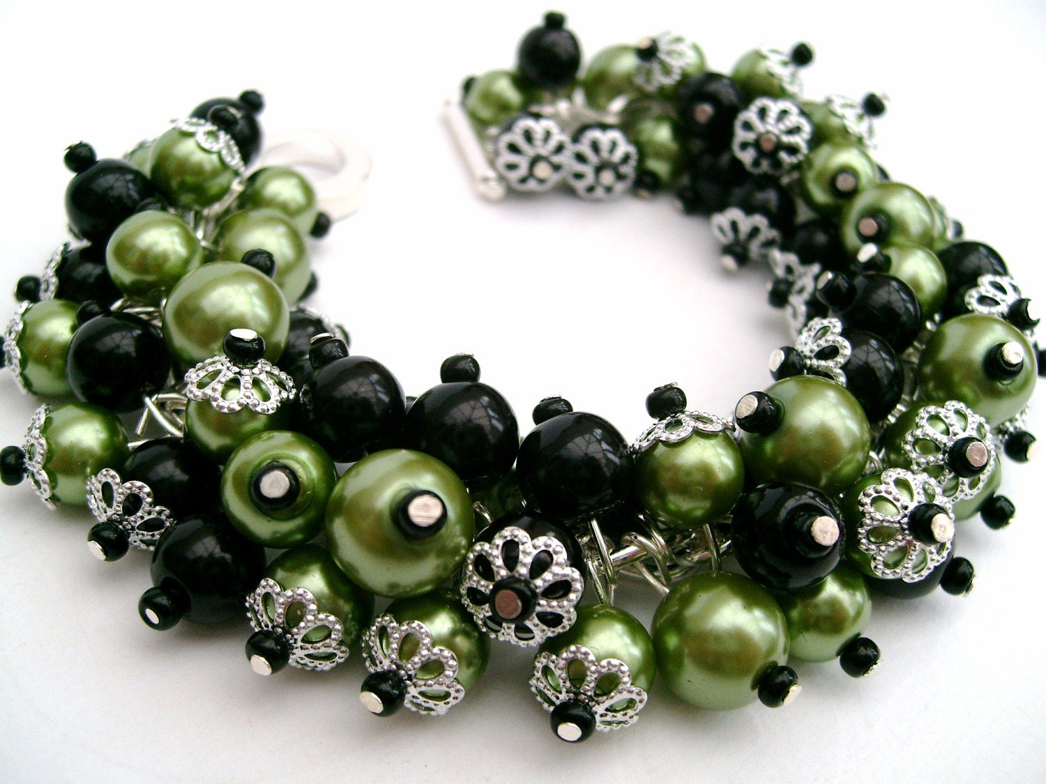 Lime Green and Black, Bridesmaid Jewelry, Pearl Bracelet, Pearl Beaded Bracelet, Cluster Bracelet, Pearl Bracelet, Bridesmaid Gift