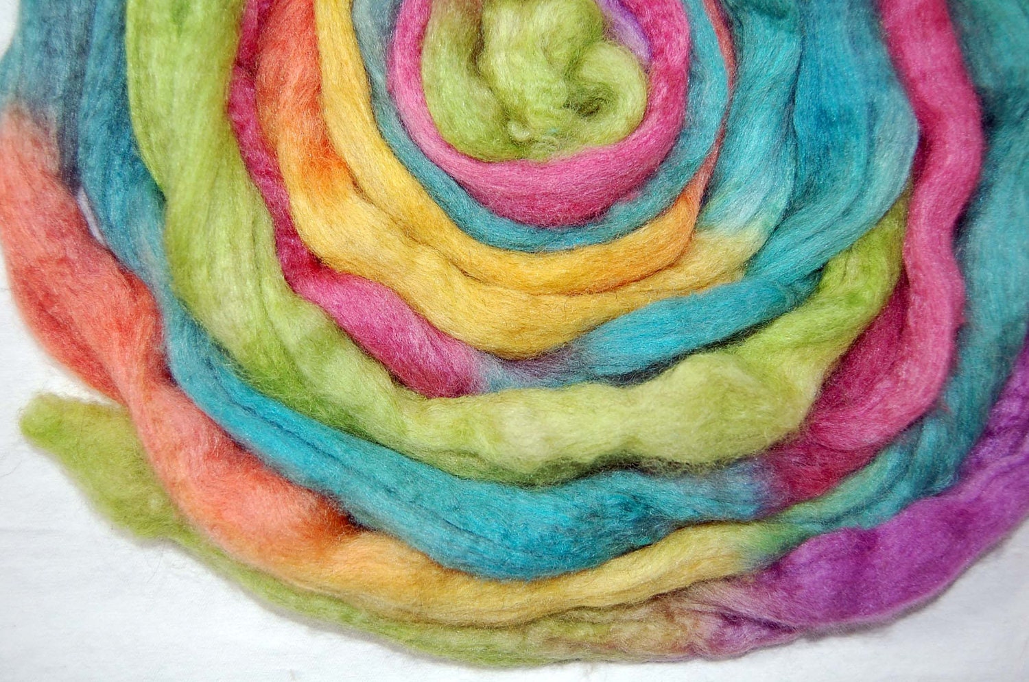 Oartmeal Blueface wool and silk blend top- Skittles candy     (4 oz or 115 grams)