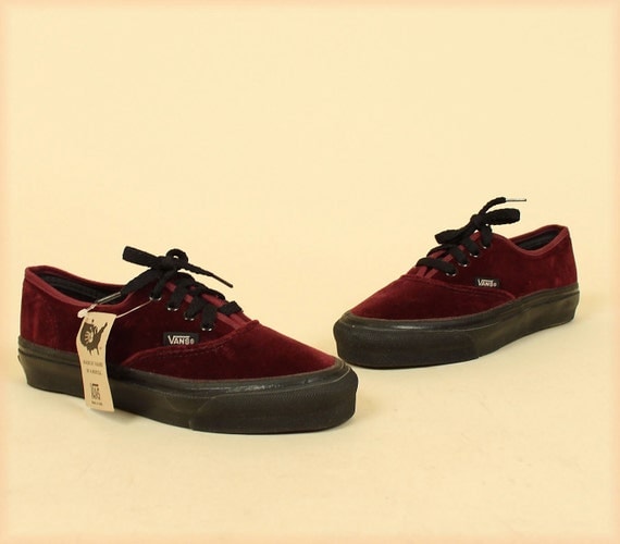 ViNtAgE 90's Purple Velvet Made in U.S.A. VANS by hellhoundvintage