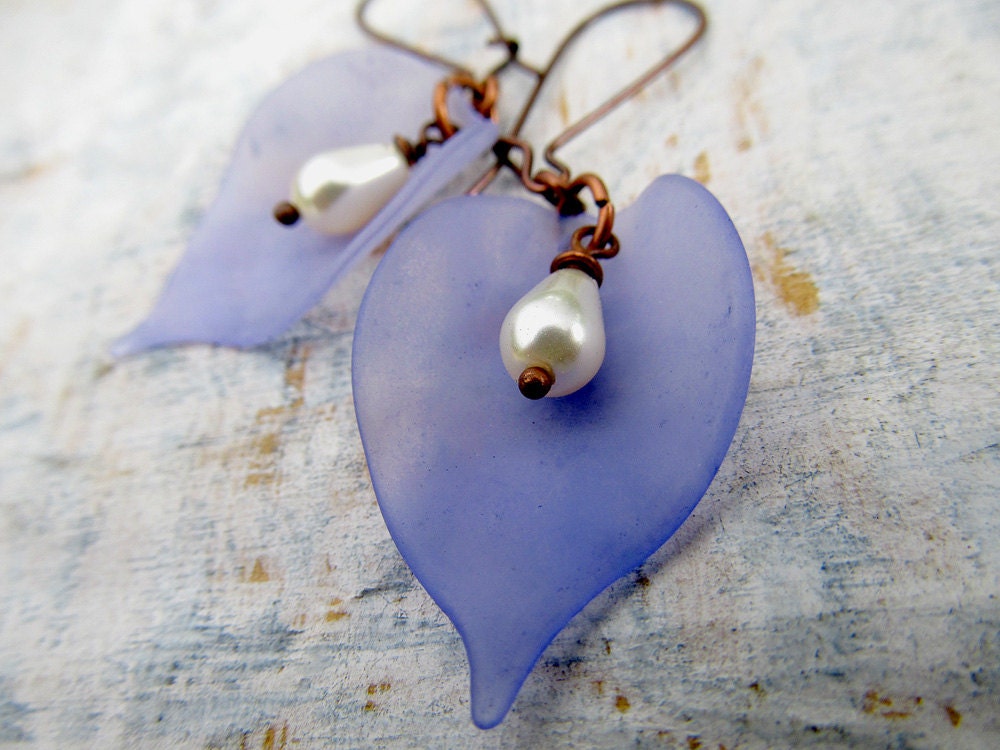 leaf earrings purple pastel Spring earrings Nature jewelry Spring Fashion