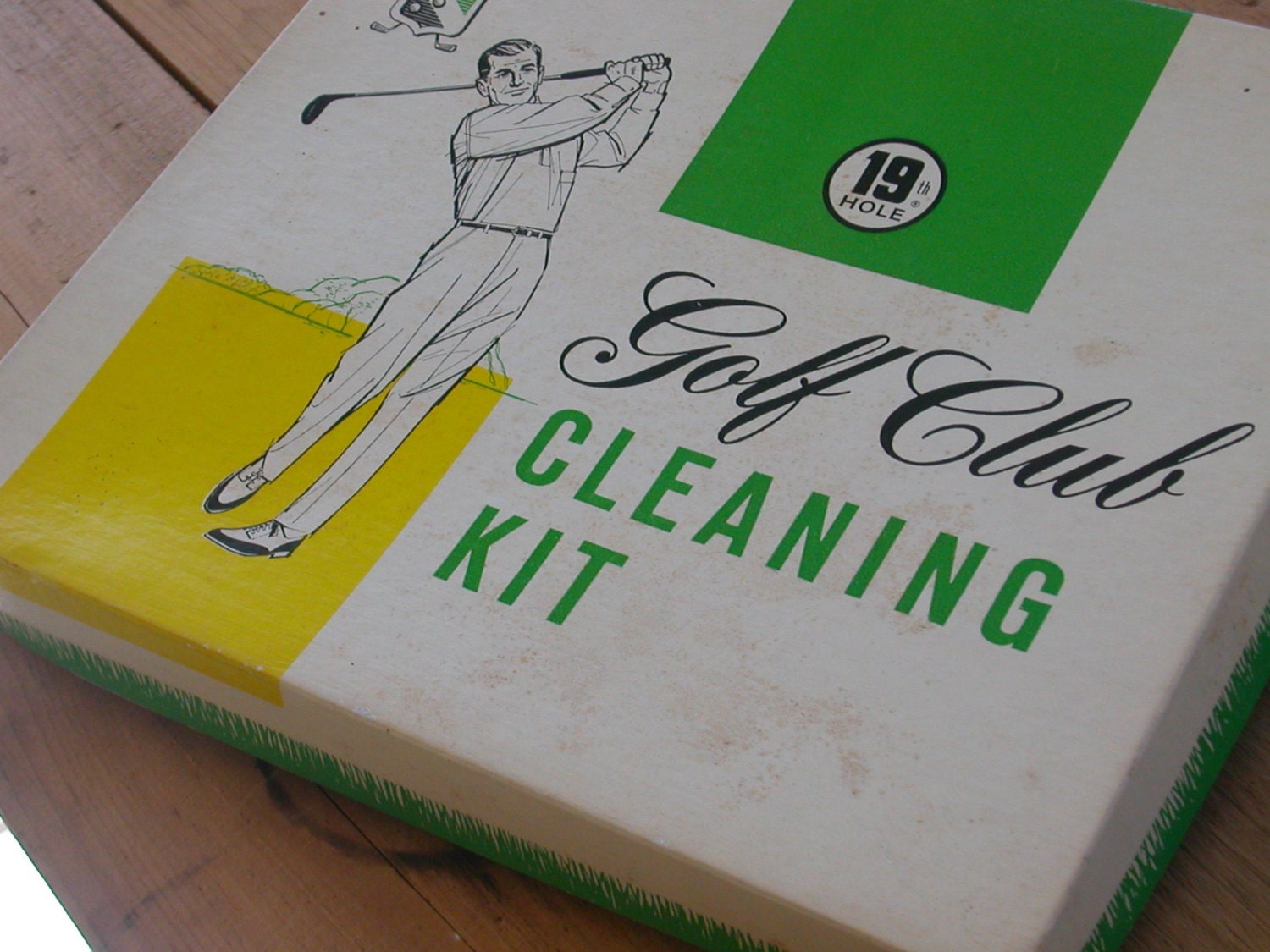 19th Hole Golf Club Cleaning Kit