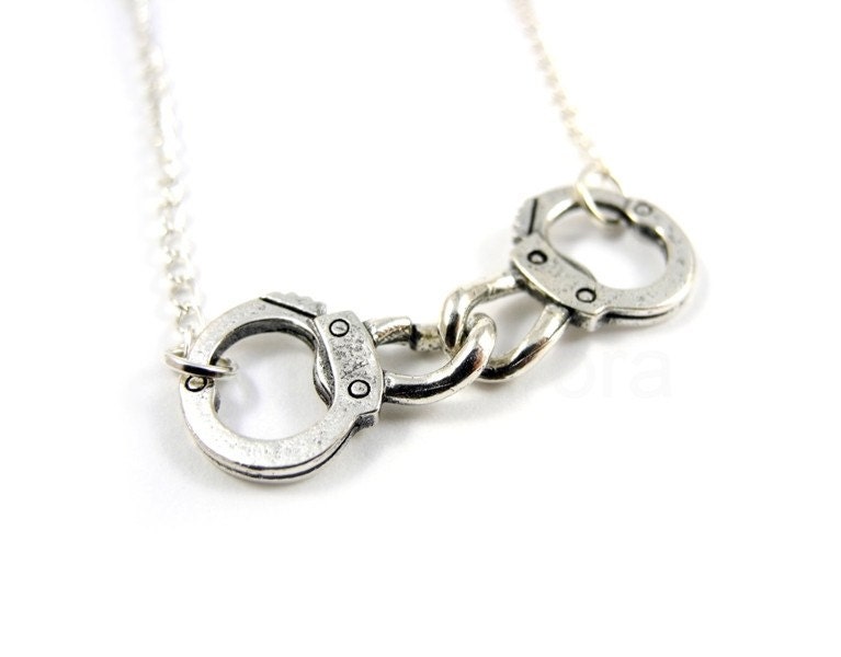 Handcuff Necklace on Handcuff Necklace   Handcuffs Chain Necklace   Silver Plated Necklace