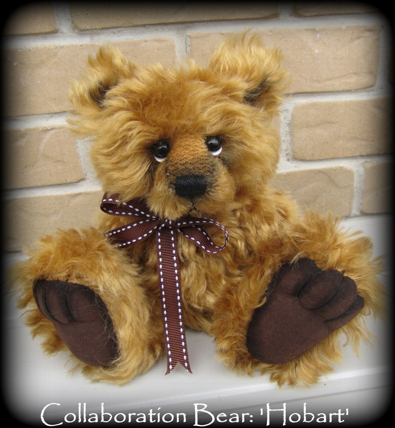 Collaboration Bear: Hobart - golden handmade OOAK artist bear