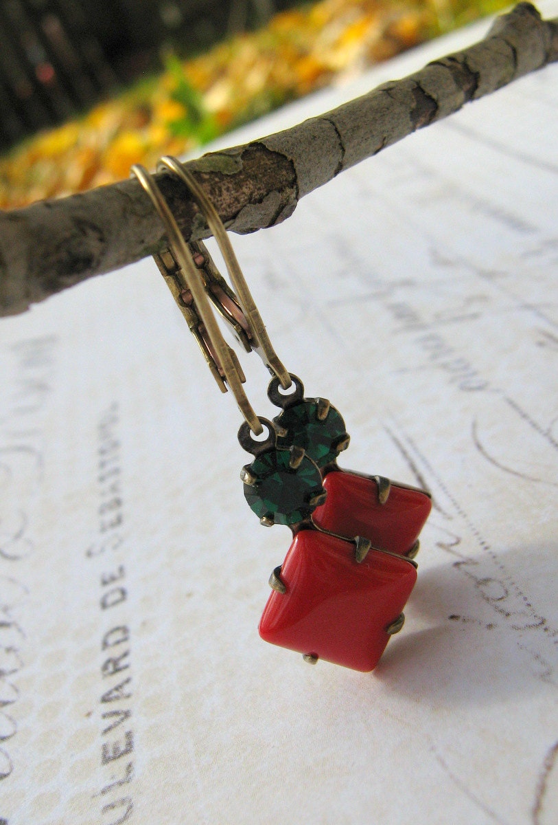 Ruby Red Glass Earrings, Retro, Estate Earrings, Emerald and Ruby Glass Earrings, Vintage Green and Red Lever Back Earrings, Dangle Earrings