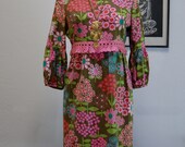 Vintage 1960s Dress Tunic Marimekko Style Fabric