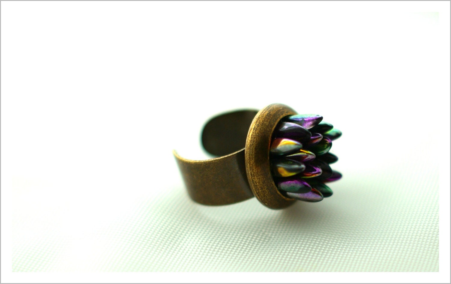 Hyacinth Ring - Glass Multicoloured Iridescent Dagger Drops - Winter Forced Hyacinth
