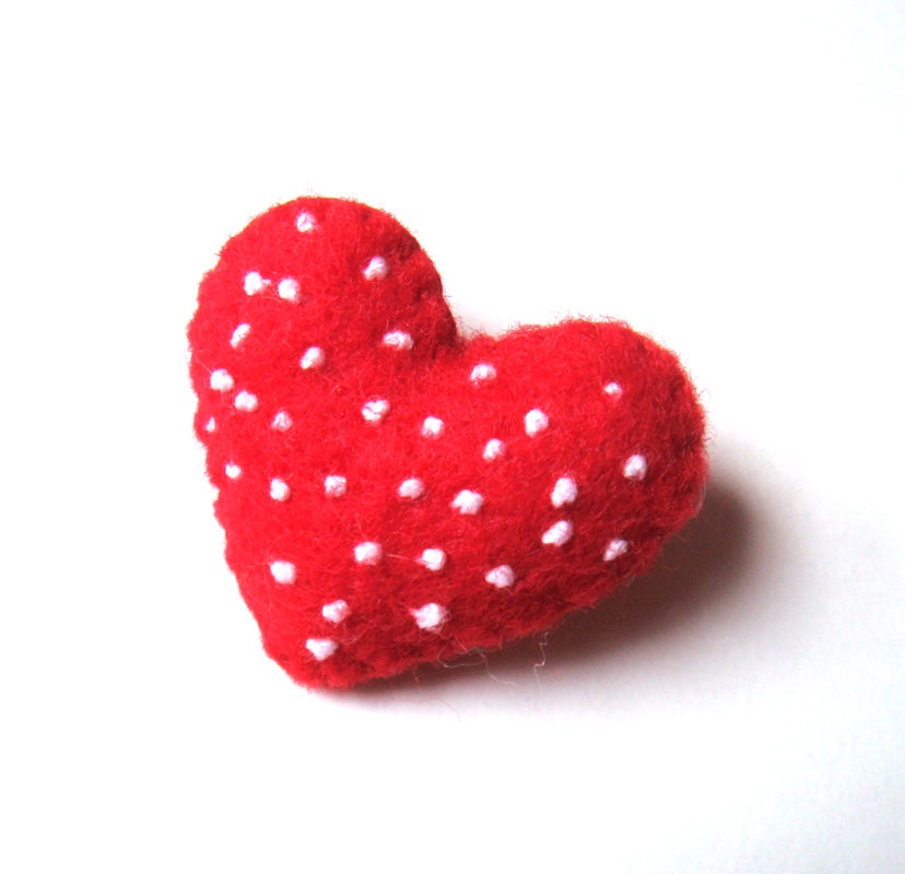 Felt Brooch Red Heart White Dot Whimsical Chic Fashion Accessory Cute Pop Jewelry