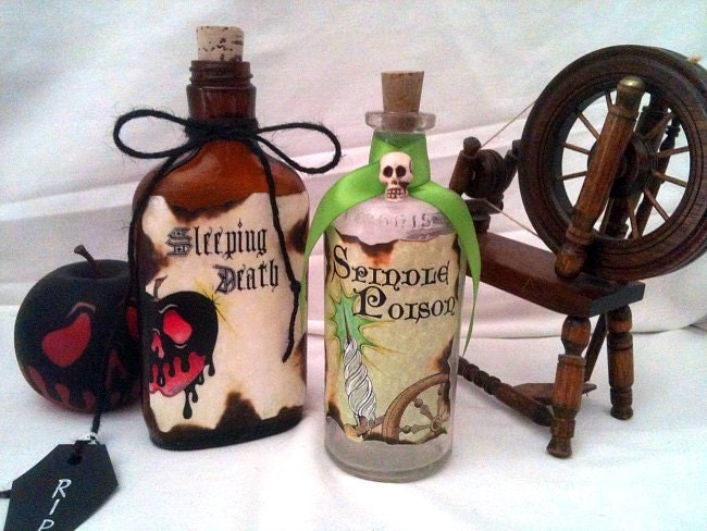 Evil queen Sleeping Death potion and Spindle poison bottles sorceress beauty alchemy halloween