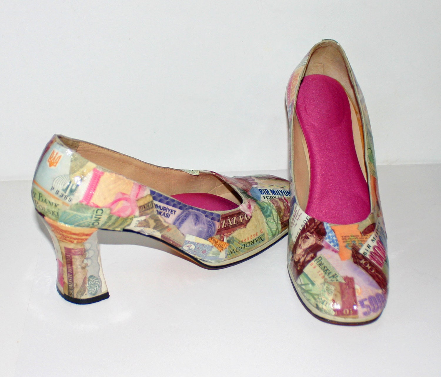Decoupaged European Currency High Heels Sz 8 Womens Chunky Heels Multicolored Recycled Money Romania Poland Italy Turkey