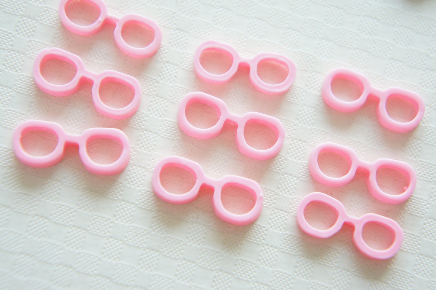 8 pcs Tiny Glasses Cabochon (7mm19mm) Pink  DR311