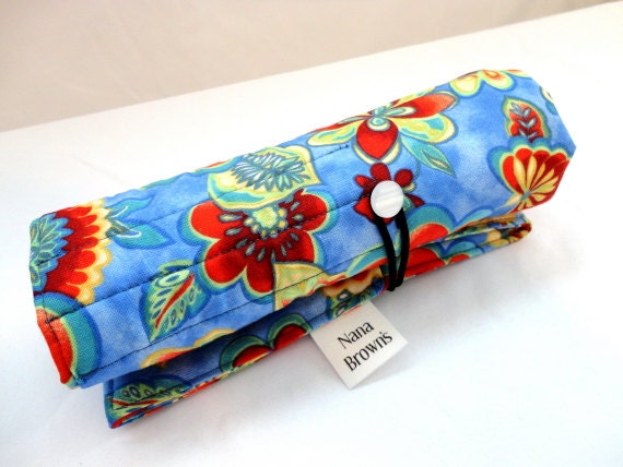 Small Makeup Brush Roll, Cosmetic Brush Roll in Blue, Red, Yellow Floral