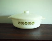 anchor hocking fire king casserole dish with lid
