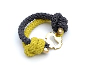 Keyhole bracelet, brass, lime green and gray cotton - Made to order