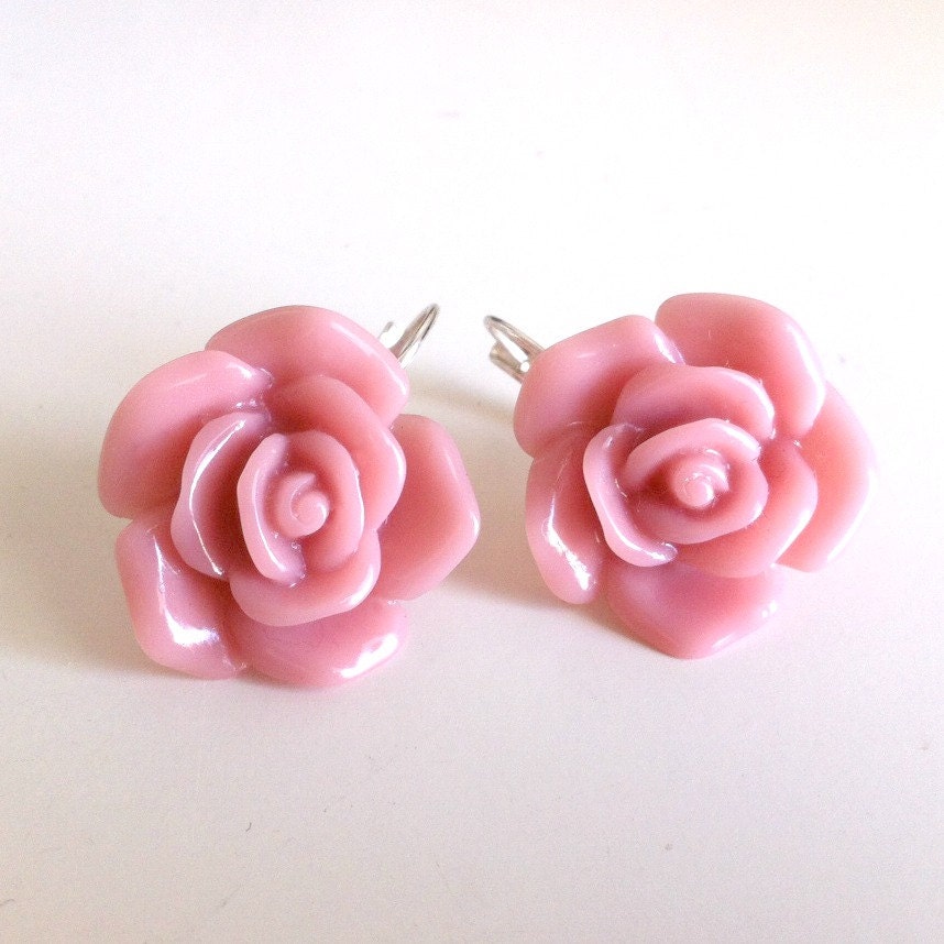 Dusty Rose Flower Earrings