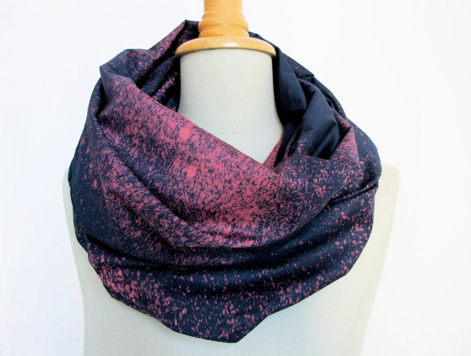galaxy scarf - infinity loop night sky - handdyed blueblack/magenta