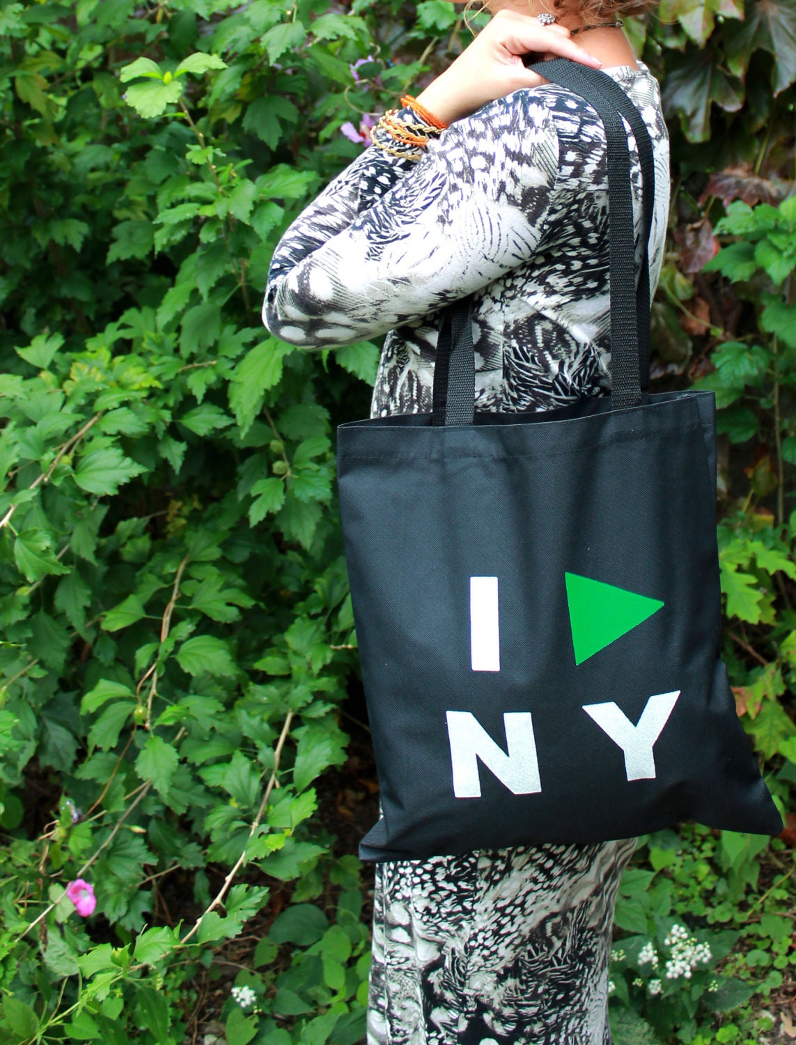 I Play NY Tote Bags in Black, Oliver, Grey, Silver, Purple, Orange, Purple, Blue, Navy, White on Recycled Material Bags Urbarian New York