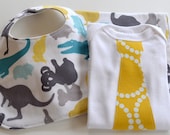 Shower Gift . Baby Boy Bib, Burp Cloth and Tie Bodysuit Set . Zoo