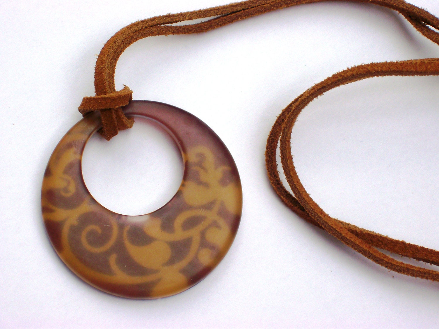EARTHY- Donut Pendant on Adjustable Leather