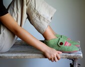 Wool Mary Jane Slippers, Leather Soles, kids size 7.5, Mouse Ran Up the Clock