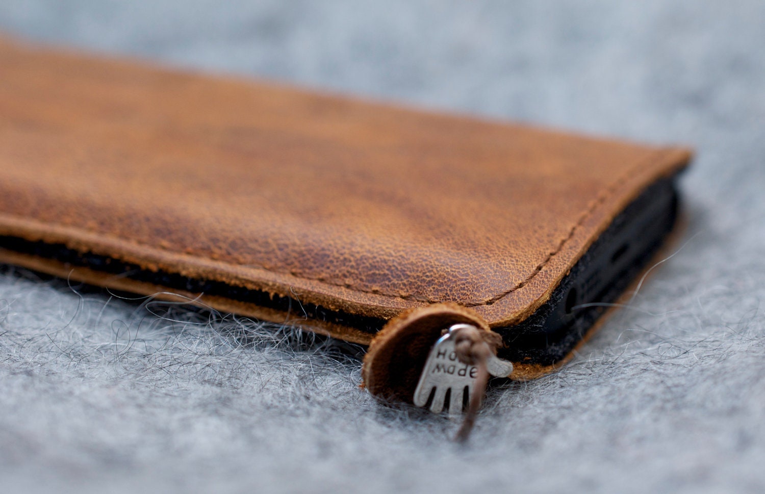 HTC Butterfly S Leather Sleeve / Case "Rum Diary"