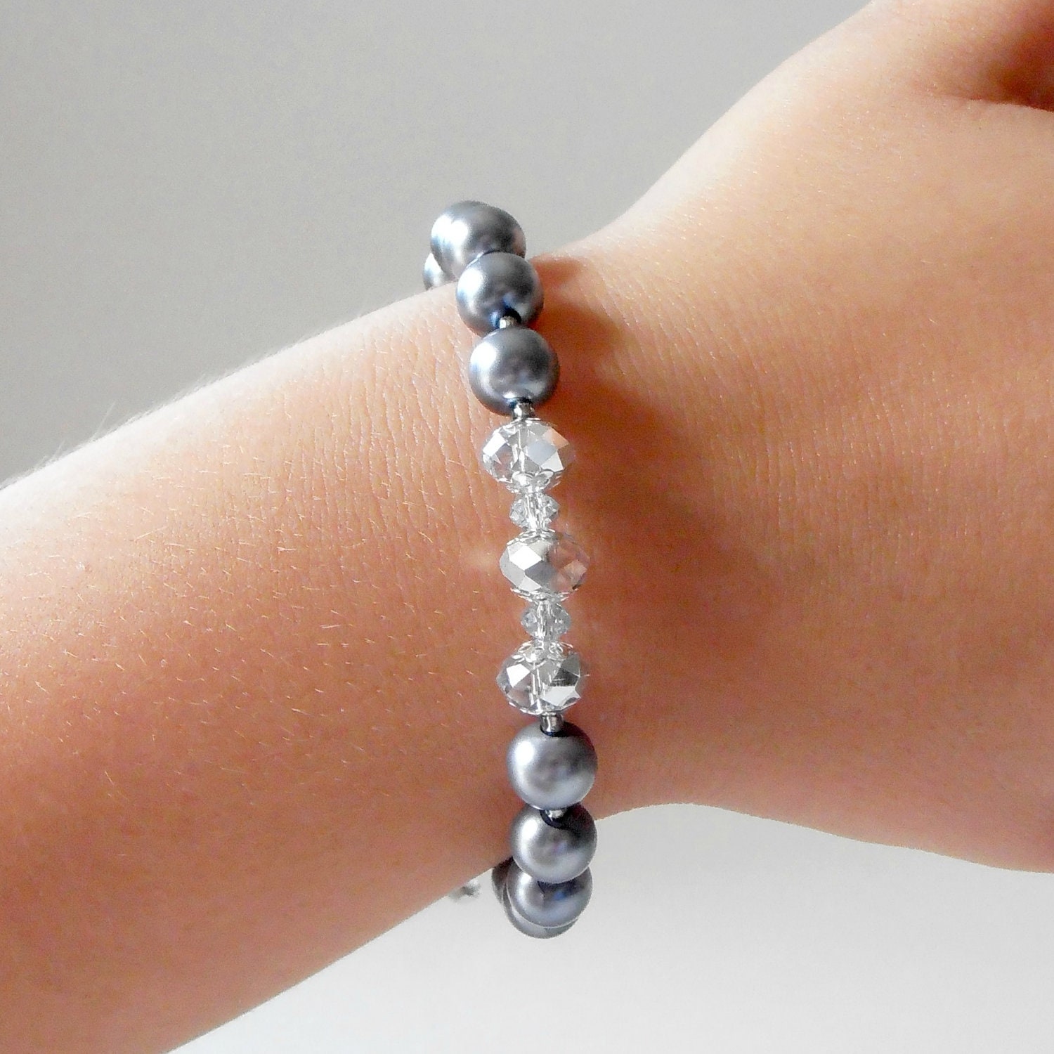 Bridesmaid Jewelry Dark Gray Pearl and Crystal Bracelet Grey Wedding Jewelry Pewter Pearl Bridesmaid Bracelets
